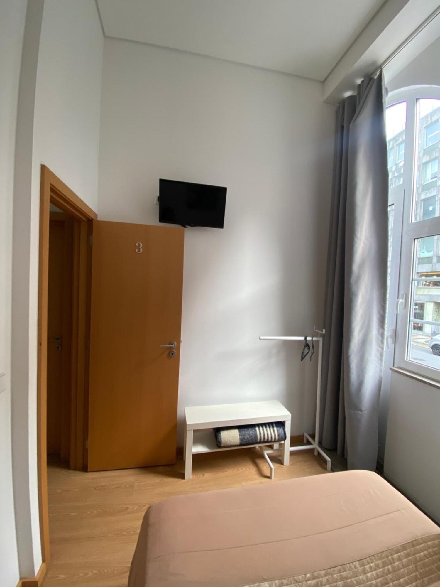 Guest House D. Filipe I Porto Exterior photo